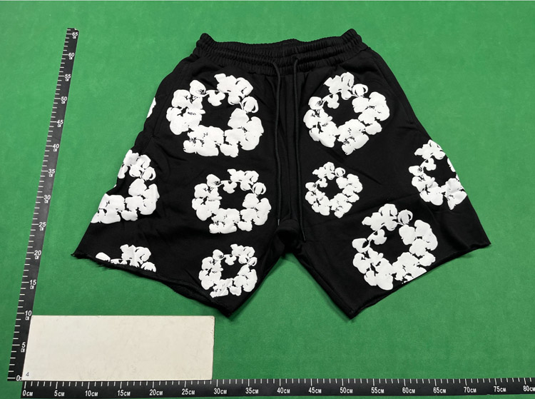 Zdjęcie QC 1 z 3 — Marimekko Unikko T-Shirt/Shorts Set [33 styles]
