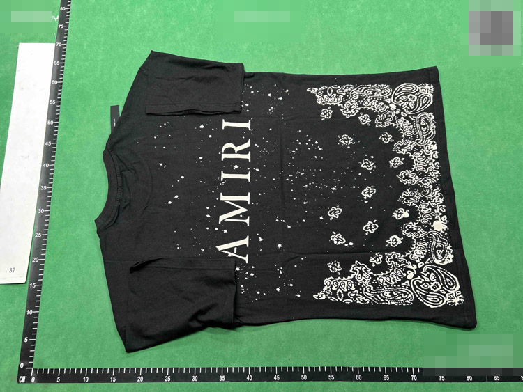 Zdjęcie QC 3 z 3 — Amiri Logo Graphic T-Shirt [26 styles]