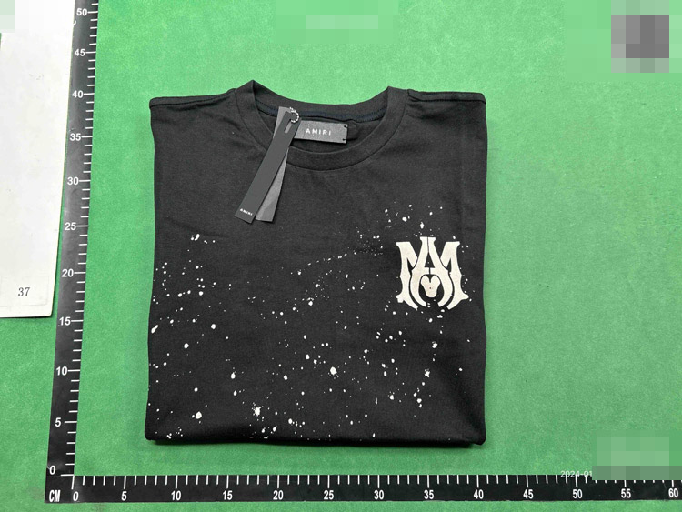 Zdjęcie QC 2 z 3 — Amiri Logo Graphic T-Shirt [26 styles]