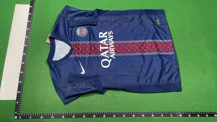Zdjęcie QC 3 z 5 — Nike Paris Saint-Germain 2023-24 Away Jersey [24 styles]