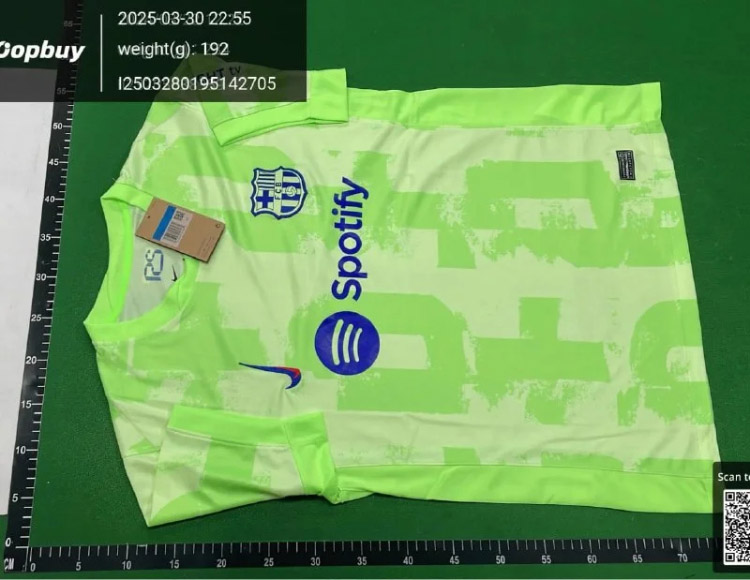 Zdjęcie QC 1 z 1 — Adidas Liverpool FC, Inter Milan & FC Barcelona Dragon/Phoenix Themed Football Jerseys [34 styles]