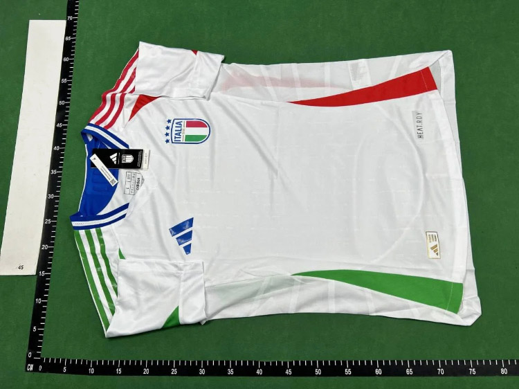 Zdjęcie QC 4 z 6 — Versace Baroque x Italy National Team Soccer Jerseys [22 styles]