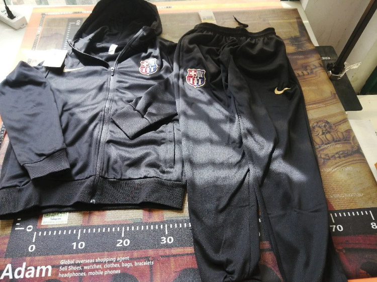 Zdjęcie QC 2 z 3 — Nike FC Barcelona Training Hoodie and Pants Set [17 styles]