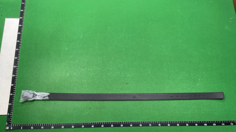 Zdjęcie QC 6 z 9 — Louis Vuitton LV Initiales Belt [40 styles]