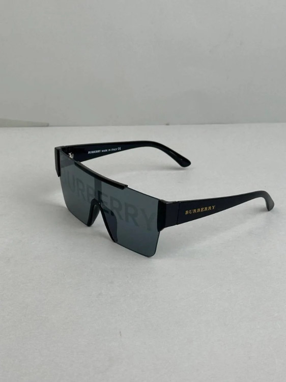 Zdjęcie QC 1 z 4 — Burberry Shield Sunglasses [4 styles]
