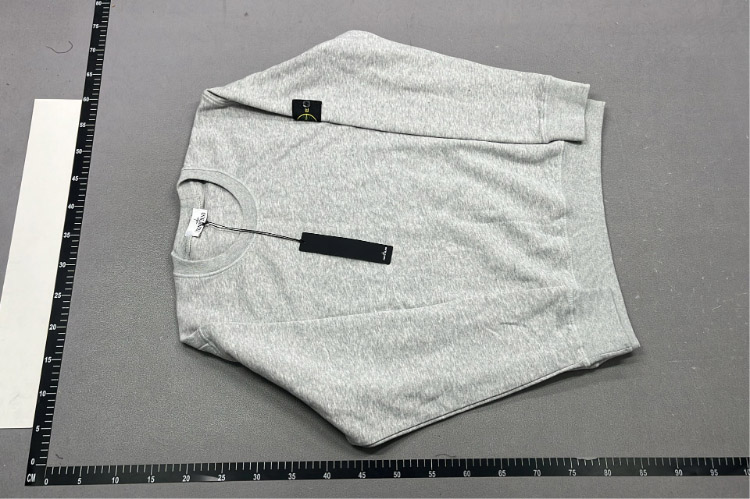 Zdjęcie QC 2 z 3 — Stone Island Compass Logo Crewneck Sweatshirts [14 styles]
