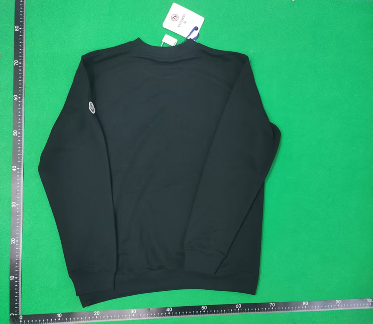 Zdjęcie QC 2 z 3 — Moncler Logo Patch Crewneck Sweatshirt [36 styles]