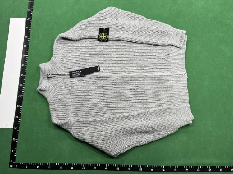Zdjęcie QC 1 z 1 — Stone Island Ribbed Knit Sweater [33 styles]