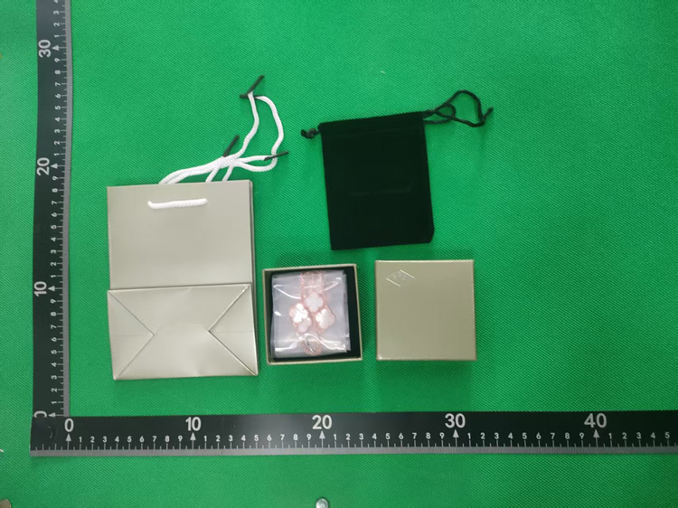 Zdjęcie QC 2 z 2 — Van Cleef & Arpels Alhambra Necklace [11 styles]