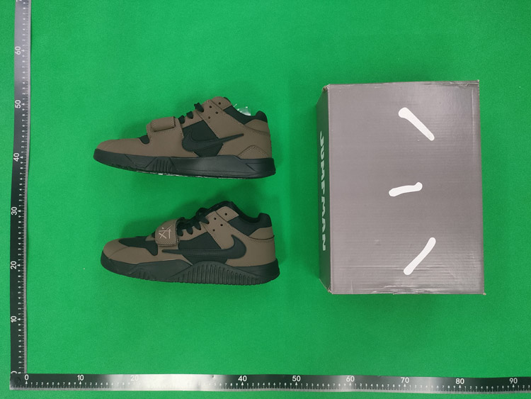 Zdjęcie QC 1 z 2 — Nike SB Chron 2 Sneakers