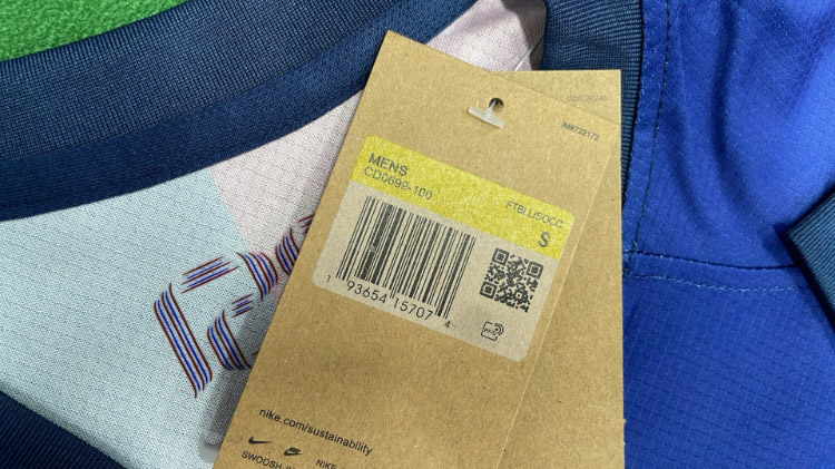 Zdjęcie QC 6 z 7 — FC Barcelona x AMBILLY Collaboration Football Jersey [40 styles]