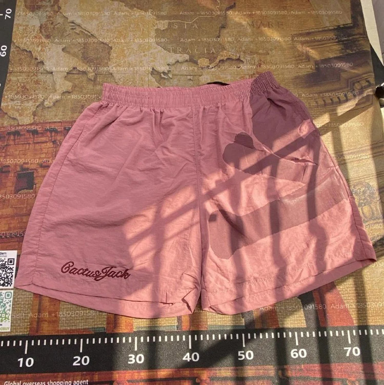 Zdjęcie QC 4 z 4 — Cactus Jack Abstract Print Shorts [2 styles]