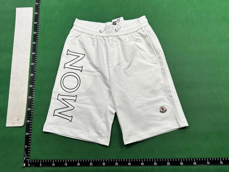 Zdjęcie QC 3 z 4 — Tommy Hilfiger & Moncler Logo Drawstring Shorts [23 styles]
