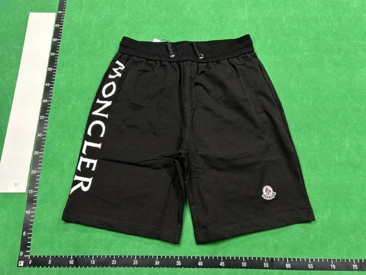 Zdjęcie QC 2 z 4 — Tommy Hilfiger & Moncler Logo Drawstring Shorts [23 styles]