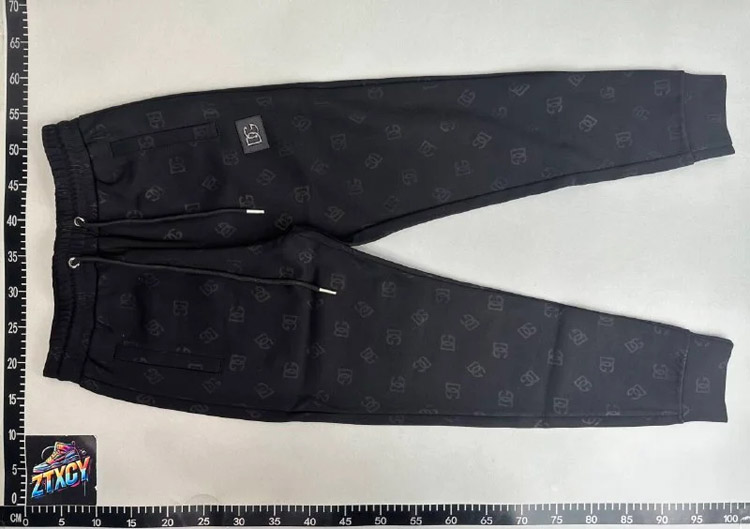 Zdjęcie QC 1 z 7 — Dolce & Gabbana DG Logo Track Jacket and Pants Set [40 styles]
