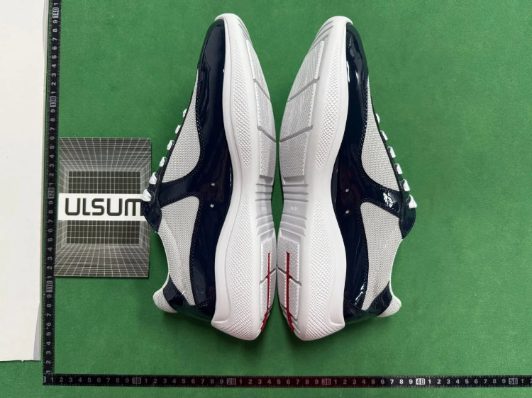 Zdjęcie QC 6 z 7 — Prada Linea Rossa Milano Sneakers [33 styles]