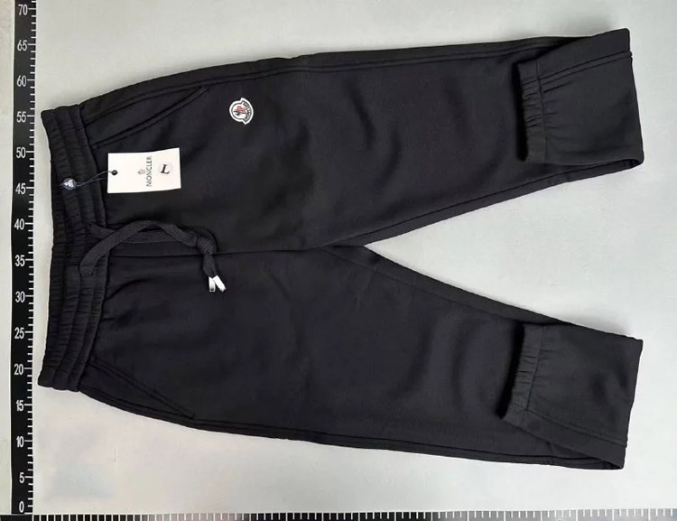 Zdjęcie QC 2 z 6 — Moncler Logo Embroidered Jogger Pants [11 styles]