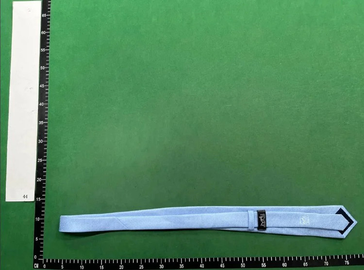 Zdjęcie QC 3 z 4 — Louis Vuitton Monogram Jacquard Silk Tie [40 styles]