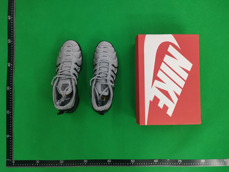Zdjęcie QC 2 z 2 — Nike Air VaporMax Plus Sneakers [40 styles]
