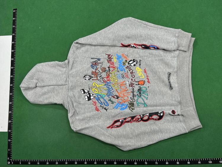 Zdjęcie QC 4 z 4 — Chrome Hearts Cross Motif Hoodies [38 styles]