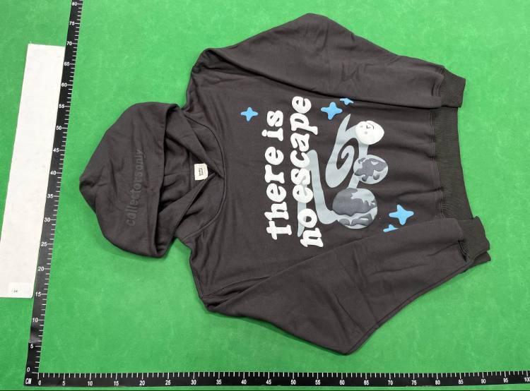Zdjęcie QC 3 z 4 — Dark Hours Bat Motif Hoodie [16 styles]