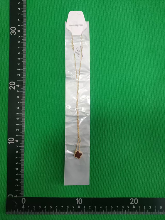 Zdjęcie QC 2 z 3 — Van Cleef & Arpels Alhambra Pendant Necklace