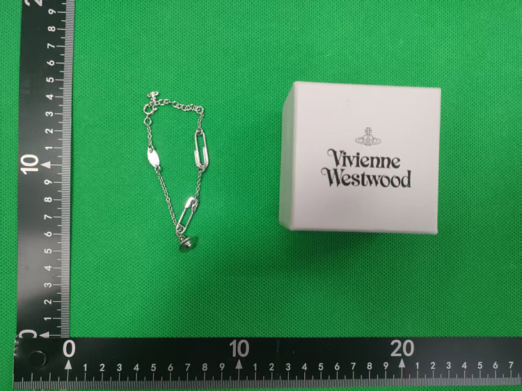 Zdjęcie QC 2 z 2 — Vivienne Westwood Orb Paperclip Chain Bracelet [2 styles]