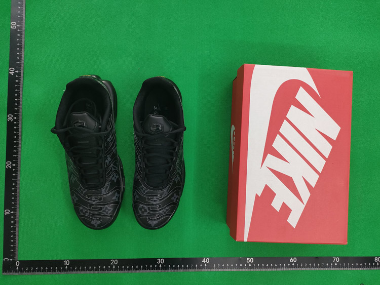 Zdjęcie QC 4 z 4 — Nike Air Max Plus Sneakers [40 styles]