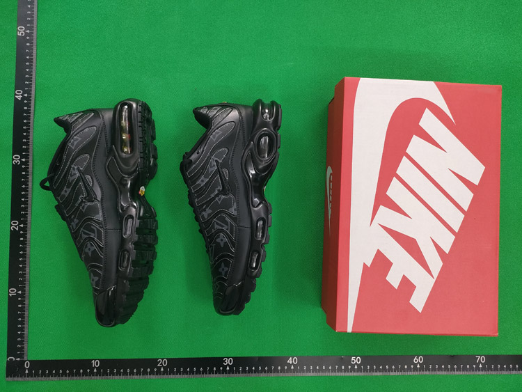 Zdjęcie QC 3 z 4 — Nike Air Max Plus Sneakers [40 styles]