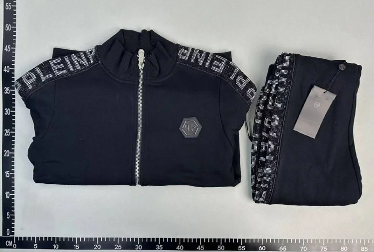 Zdjęcie QC 1 z 4 — Philipp Plein Skull Flag Embroidered Zip-Up Sweater & Jogger Pants Set [9 styles]