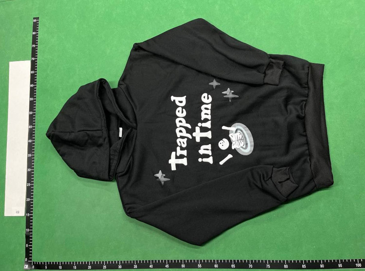 Zdjęcie QC 2 z 4 — Cosmic Speed Hoodies [40 styles]