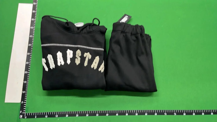 Zdjęcie QC 2 z 3 — Trapstar Hoodies & Sweatpants Sets [40 styles]