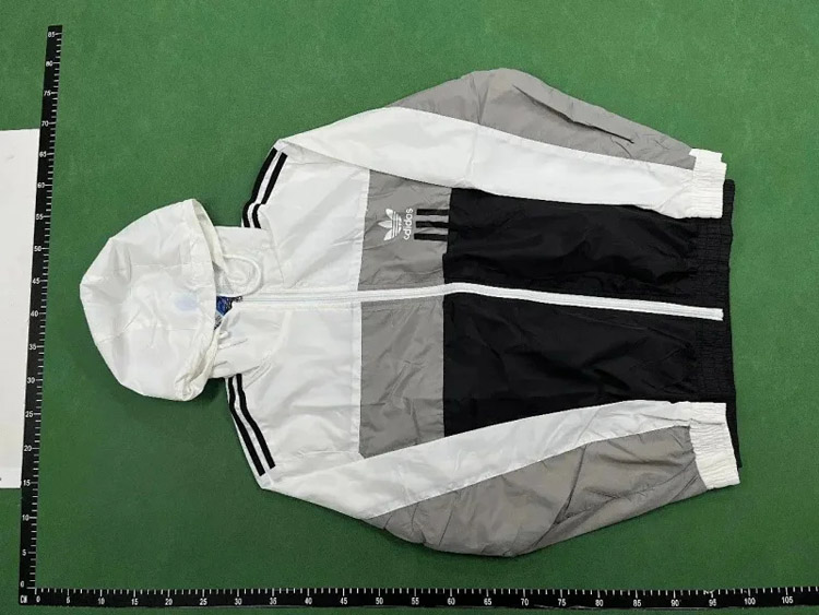 Zdjęcie QC 4 z 4 — Adidas Windbreaker Jacket [4 styles]