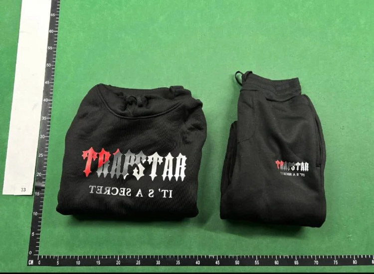 Zdjęcie QC 3 z 4 — Trapstar Logo Hoodie & Jogger Set [40 styles]