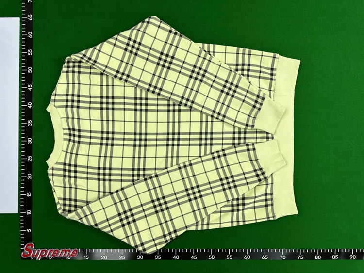 Zdjęcie QC 1 z 3 — Burberry Classic Check Cotton T-Shirt [4 styles]