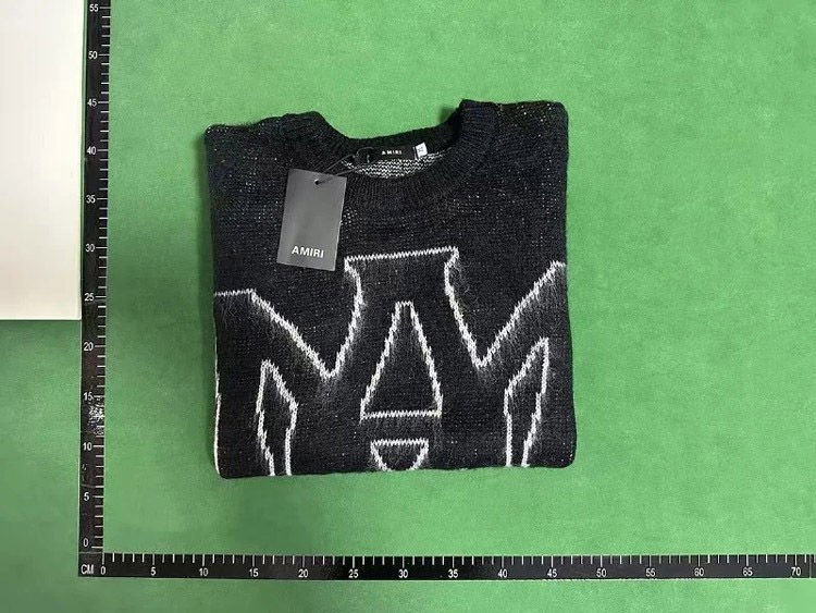 Zdjęcie QC 2 z 3 — Amiri Logo Knit Sweaters and Cardigans [34 styles]