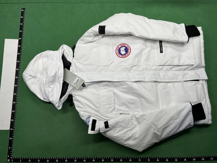 Zdjęcie QC 2 z 7 — Canada Goose Expedition Parka Jackets [8 styles]