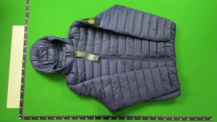 Zdjęcie QC 3 z 5 — Stone Island Shadow Project Lightweight Hooded Puffer Jacket [3 styles]