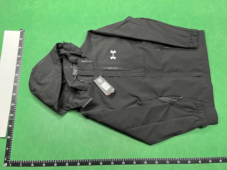Zdjęcie QC 3 z 3 — Under Armour Storm Rain Jacket [4 styles]