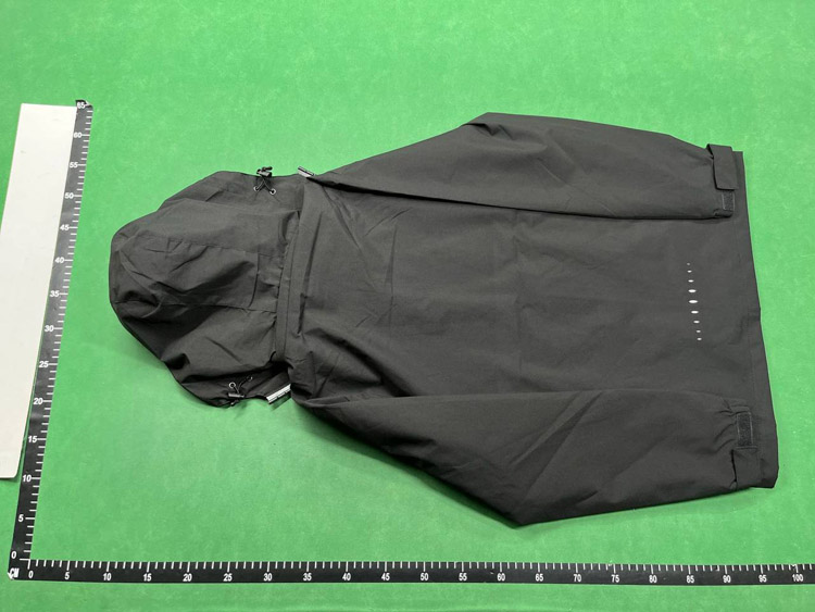 Zdjęcie QC 1 z 3 — Under Armour Storm Rain Jacket [4 styles]