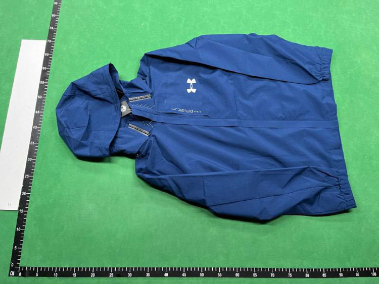 Zdjęcie QC 2 z 3 — Under Armour Storm Rain Jacket [4 styles]