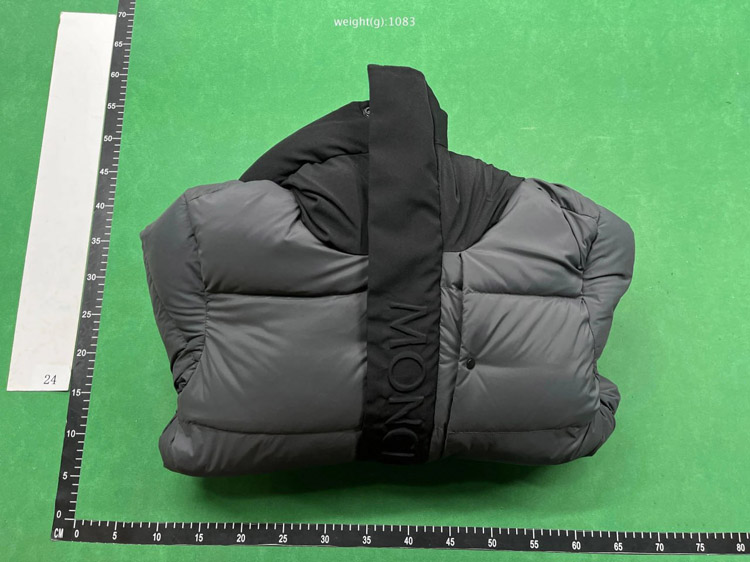 Zdjęcie QC 2 z 3 — Moncler Maya Puffer Jacket [5 styles]