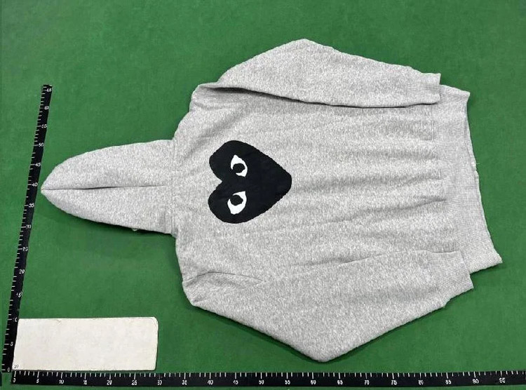 Zdjęcie QC 2 z 3 — Comme des Garçons Play Heart & Eyes Hoodie [17 styles]