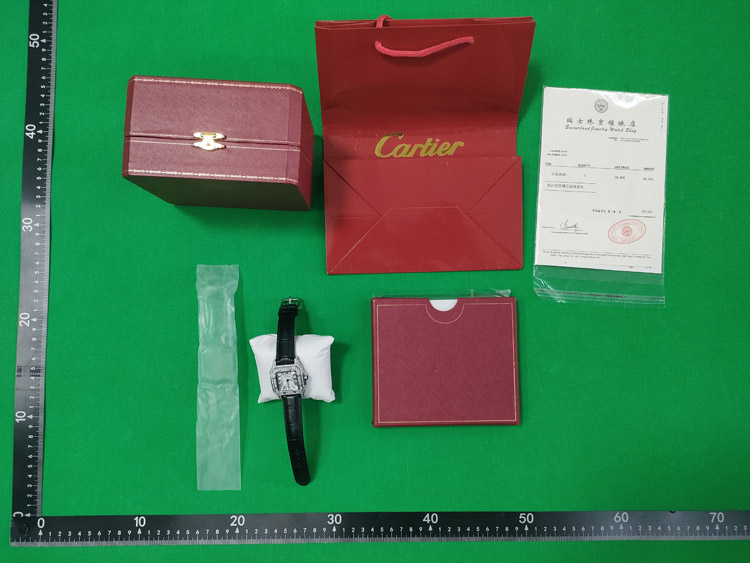 Zdjęcie QC 4 z 4 — Cartier Panthère, Santos, and Ballon Bleu Watches [36 styles]
