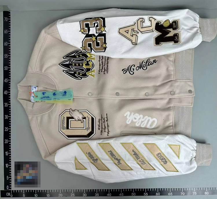 Zdjęcie QC 1 z 4 — Off-White™ 'O' Logo Varsity Jacket