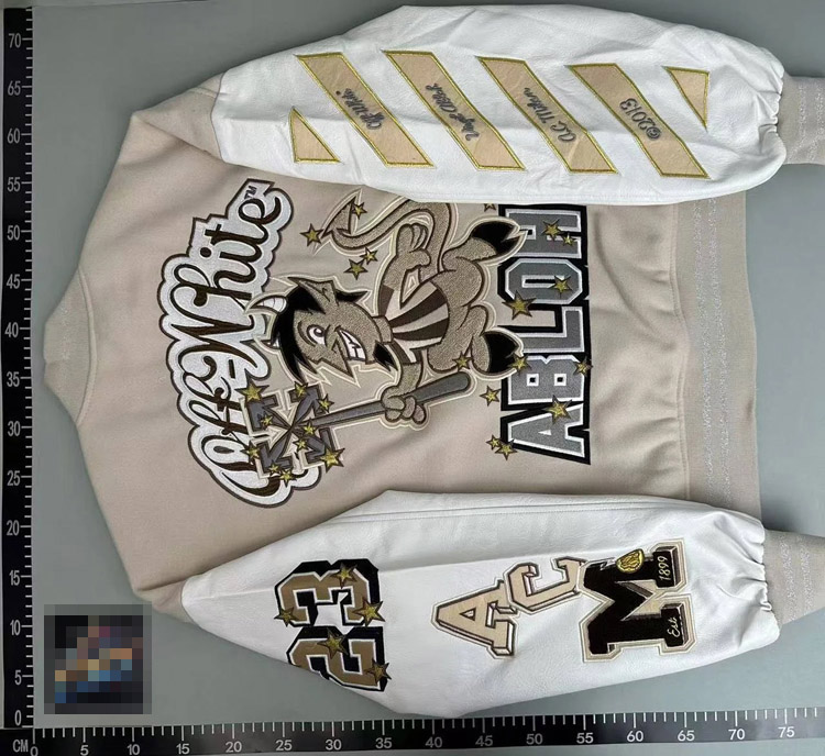 Zdjęcie QC 2 z 4 — Off-White™ 'O' Logo Varsity Jacket