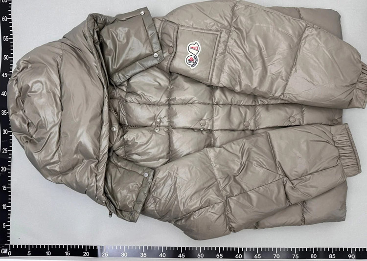 Zdjęcie QC 4 z 4 — Moncler Maya Puffer Jacket [3 styles]