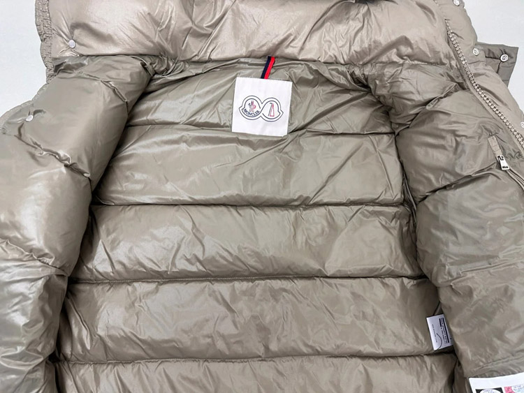 Zdjęcie QC 2 z 4 — Moncler Maya Puffer Jacket [3 styles]