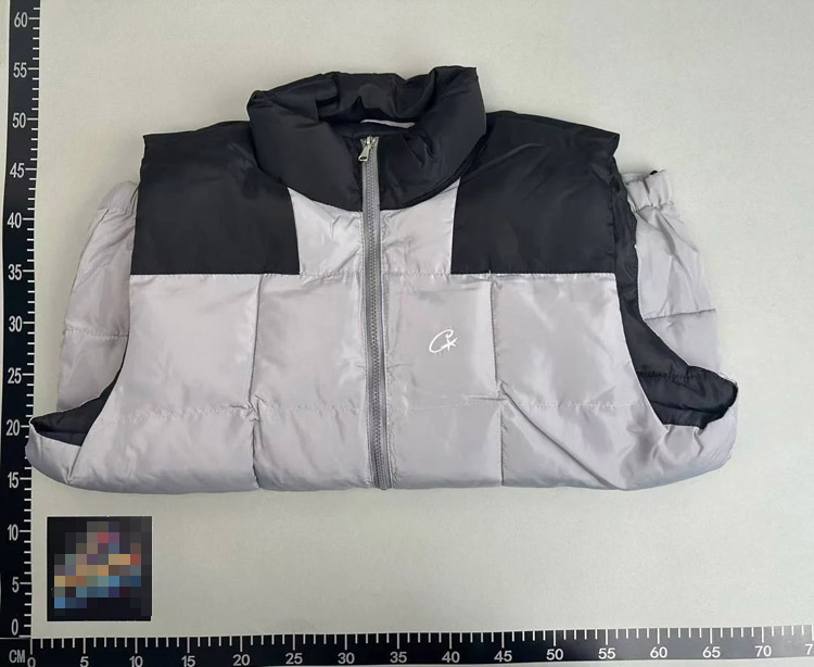 Zdjęcie QC 5 z 5 — Calvin Klein CK Puffer Vest [2 styles]