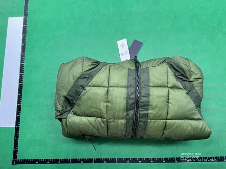 Zdjęcie QC 1 z 3 — Moncler Maya Puffer Jacket [4 styles]